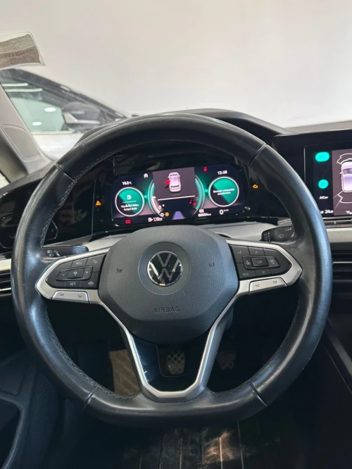 Volkswagen Golf 8 2022 Life Plus