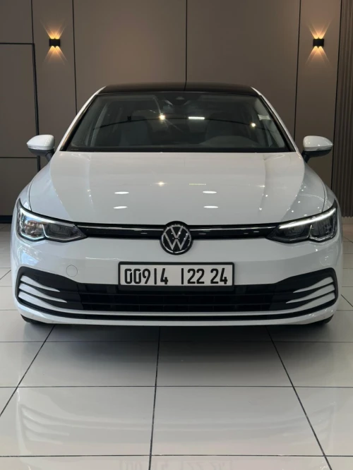 Volkswagen Golf 8 2022 Life Plus