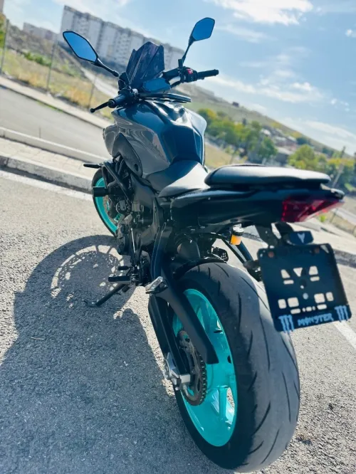 YAMAHA MT07 2022