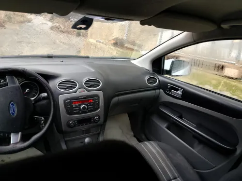Ford Focus 5 portes 2011 Focus 5 portes