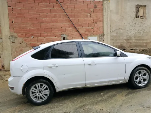 Ford Focus 5 portes 2011 Focus 5 portes