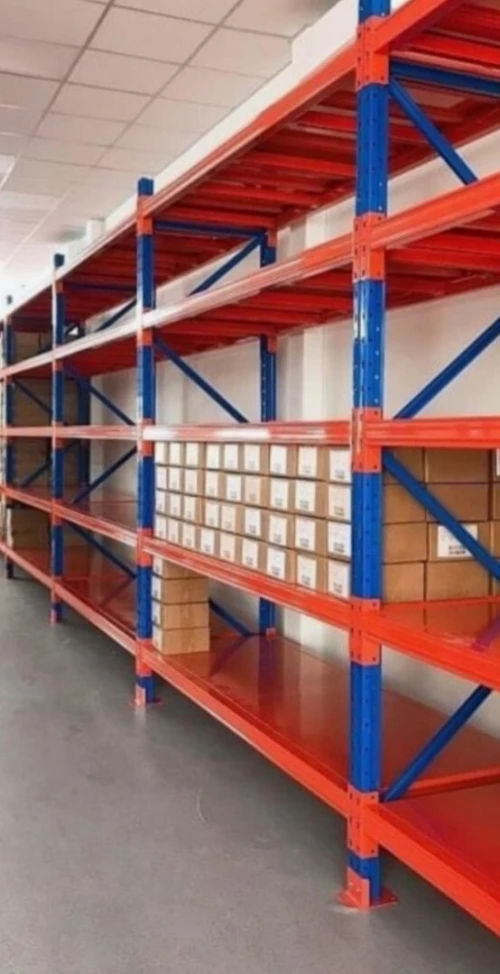 étagère lourd ,leger, stockage tout type de roue pour professionnelle -travail propre -blida
