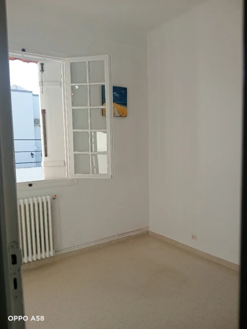 Location Appartement Niveau de villa F4 Alger Dely brahim
