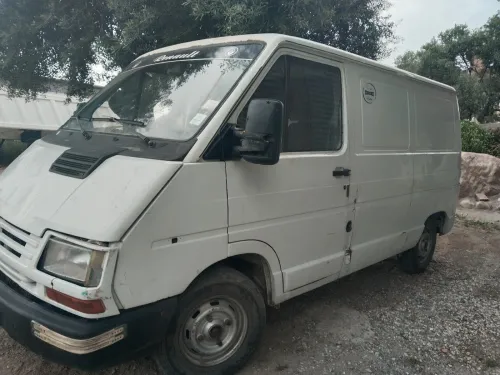 Renault trafic R25 