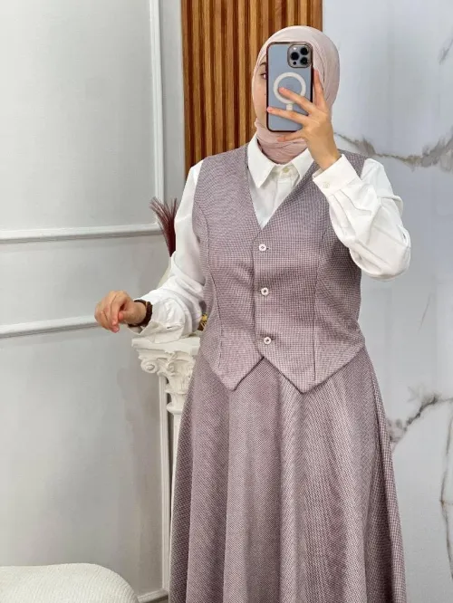 ensemble vintage tres original jupe cloche et gilet avec doublure