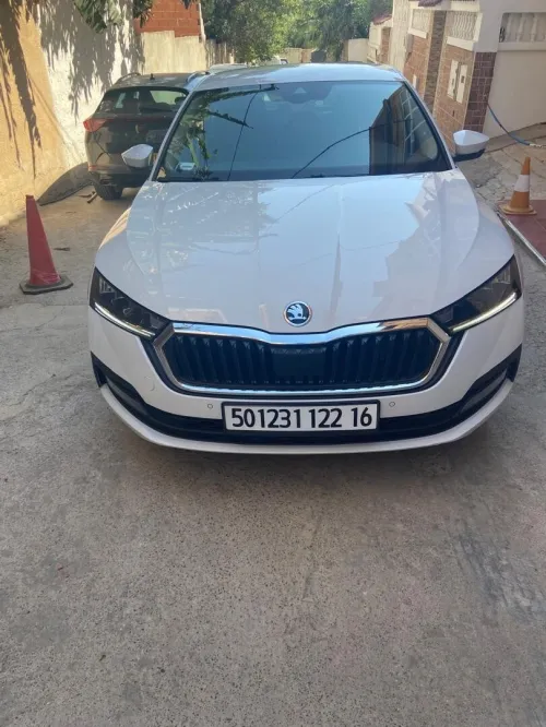 Skoda Octavia 2022 E-tech