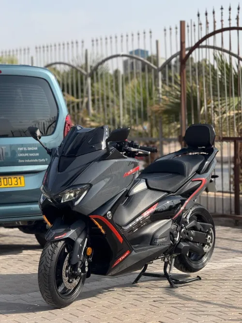 Yamaha Tmax 560 2022