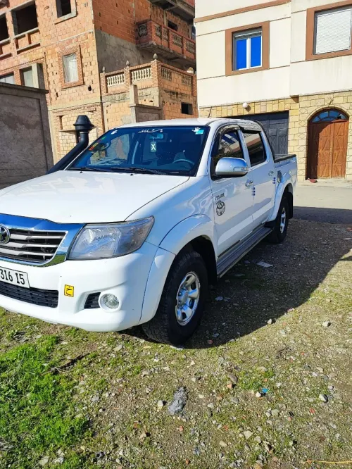 Toyota Hilux 2016 LEGEND DC 4x4 Pack Luxe