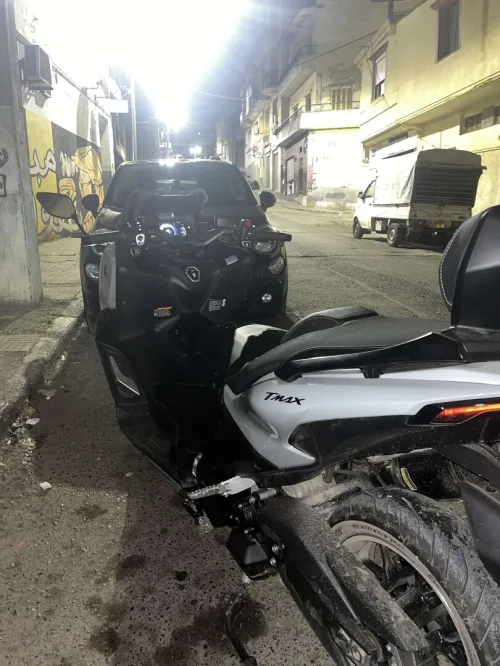 Tmax 563 2025