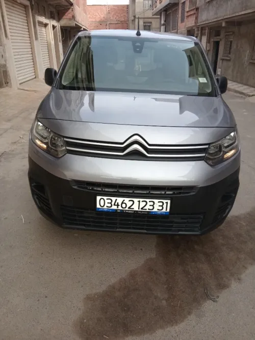 Citroen Berlingo 2023 Normal