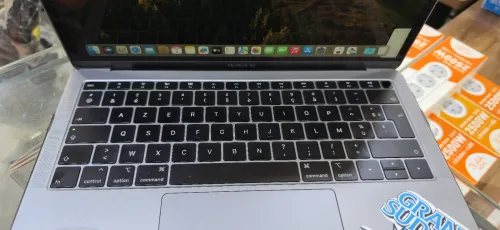 Vente Laptop macbook air 2018 bypass