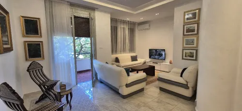 Location vacances Appartement F4 Alger Hydra