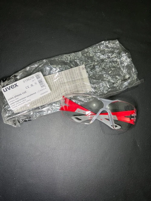 Lunette de sécurité UVEX