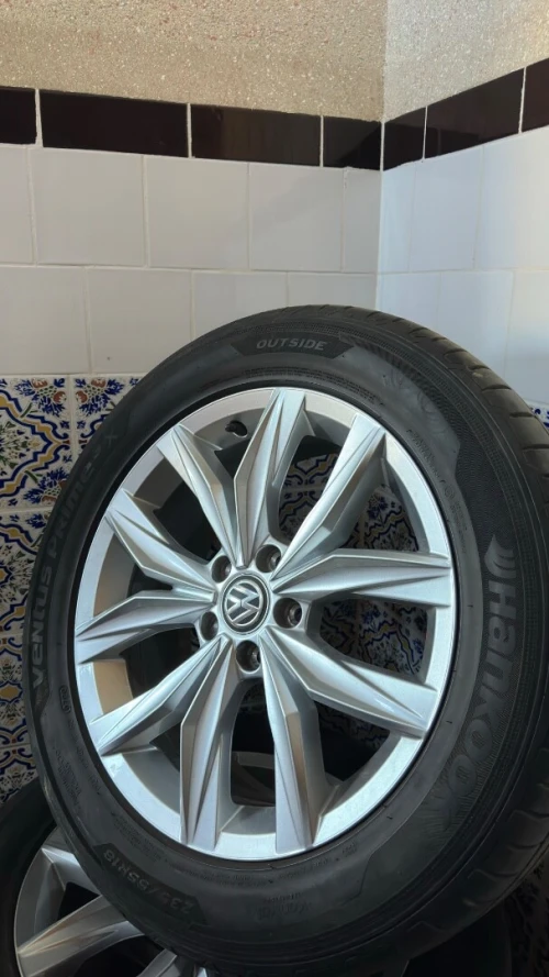 jantes tiguan highline 235/55/R18 les pneus increvables hankook  marche 20000km