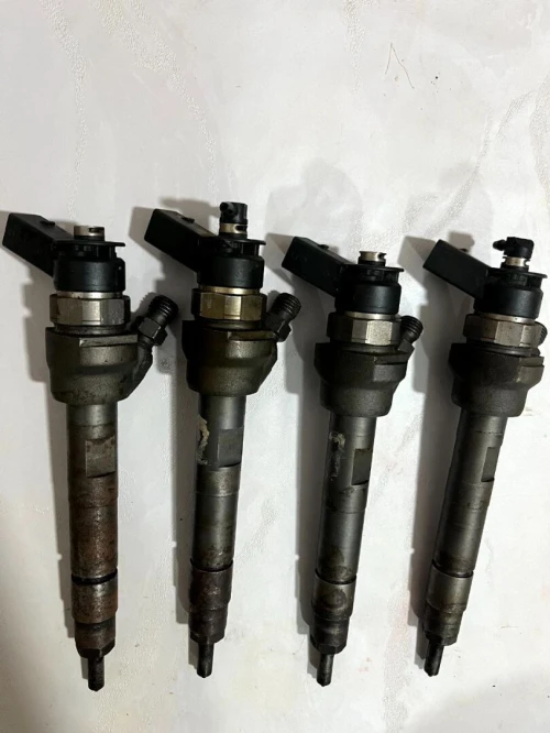 4 injecteurs BMW 118 D 2.0L 143cv