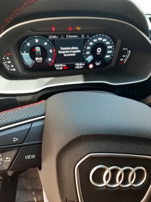 Audi Q3 2023 S lain Quattro