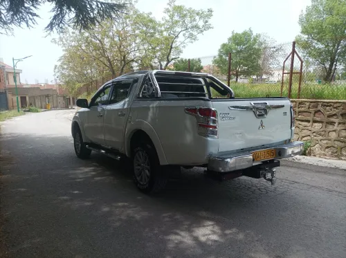 Mitsubishi L200 2015 L200