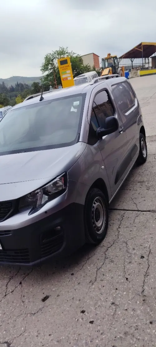 Peugeot Partner 2021 Fennec