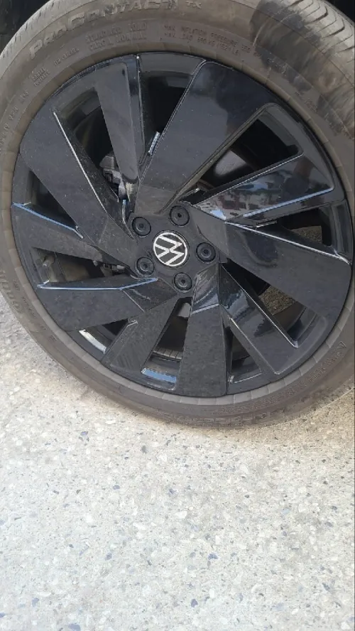 Volkswagen Taos 2024 SEL