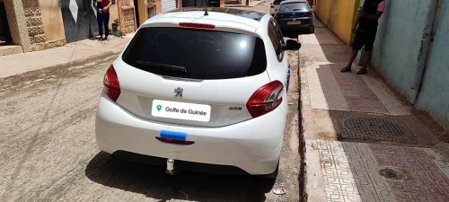 Peugeot 208 2015 Allure