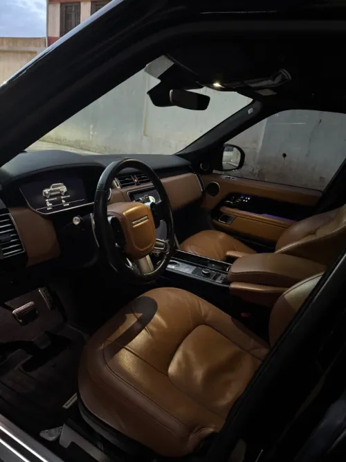Range Rover Vogue 2019 Model L (Large)