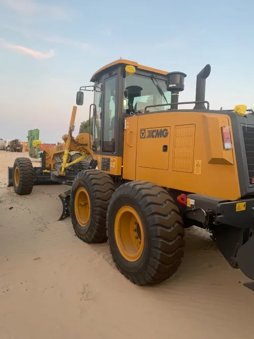 XCMG GR180 2025