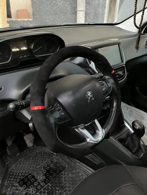 Peugeot 208 2018 Allure Facelift