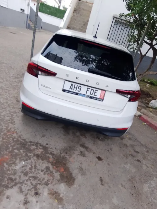 Skoda Fabia 2023 live plus
