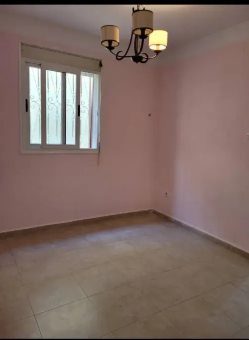 Location Appartement Niveau de villa F4 Alger Dely brahim