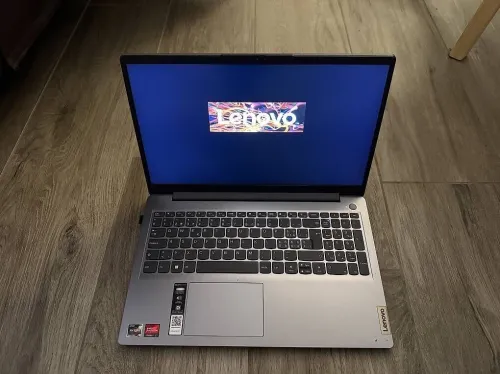 LENOVO IDEAPAD SLIM 3 / RYZEN 5 5625U / 16Go DDR4 / 512SSD / 15.6 FHD