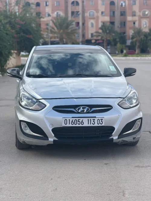 Hyundai Accent RB  5 portes 2013 Préstige