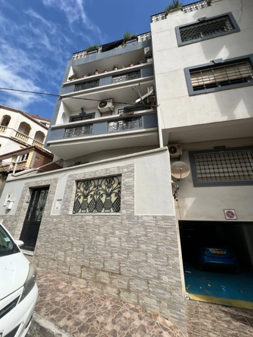 Location Appartement Niveau de villa F4 Alger Bir mourad rais