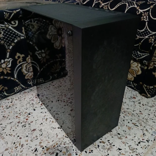 rayzen 5 5600 g |  asus b 450u | 16 gb 2666 mhz |  256 gb ssd + 300 gb hdd | rx 500 w