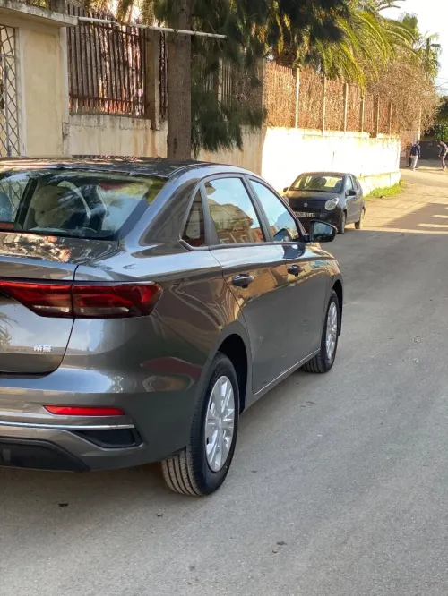 Geely Emgrand 2025 1.5 126ch