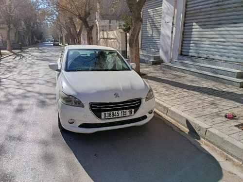 Peugeot 301 2015 Active