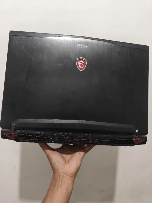 Pc gamer msi gt72vr 6re  pc portable gaming laptop 