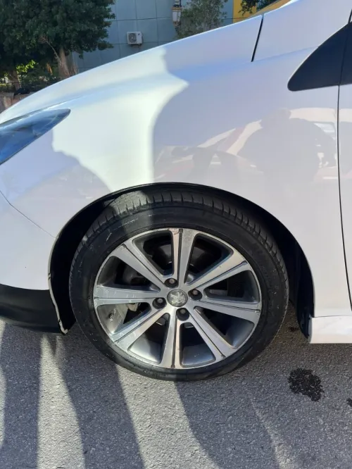 Peugeot 308 2013 Français