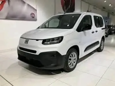 Fiat Doblo panorama 2025 