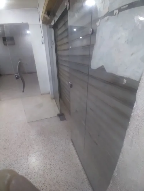 Porte vitrée de magasin