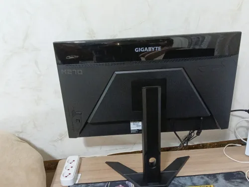 Gigabyte M27Q 2k 170HZ
