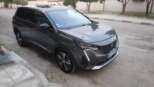 Peugeot 5008 2022 