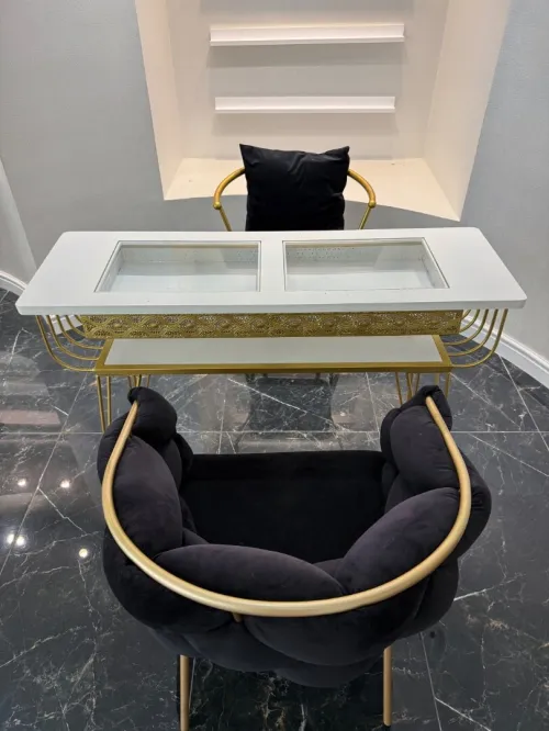 Matériel de salon de coiffure et esthétique professionnel