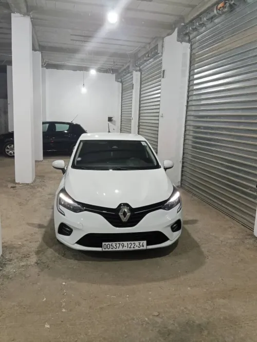 Renault Clio 5 etach 2022 مجمولة