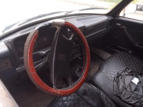 Peugeot 504 2000 