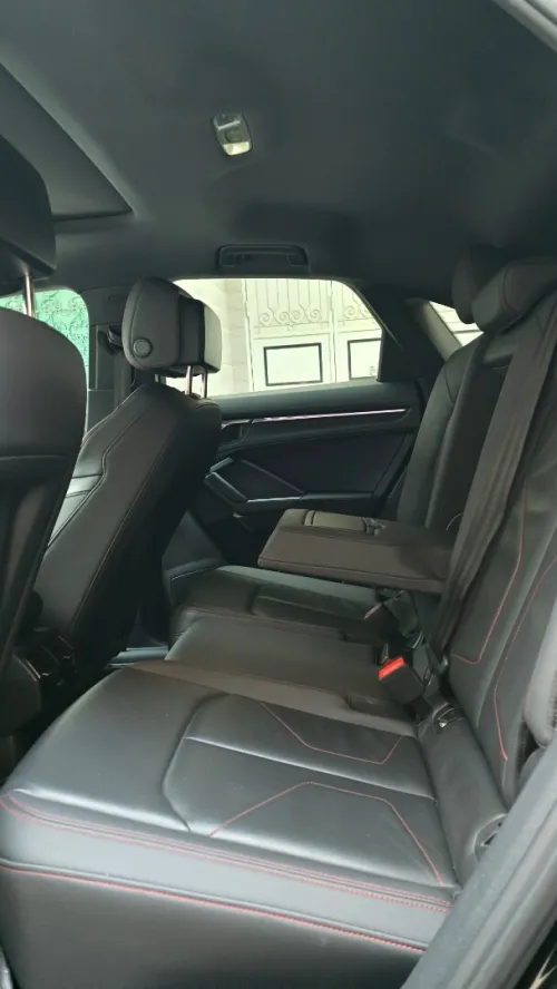 Audi Q3 2023 S line