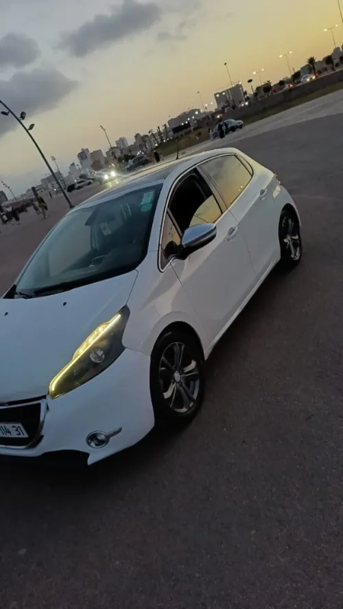 Peugeot 208 2014 Allure