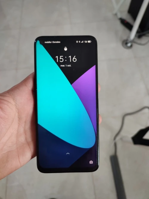 Realme 6s (4/64) avec boîte + chargeur d’origine – bon état 6s