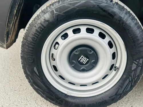 Fiat Doblo Van 2024 Italie