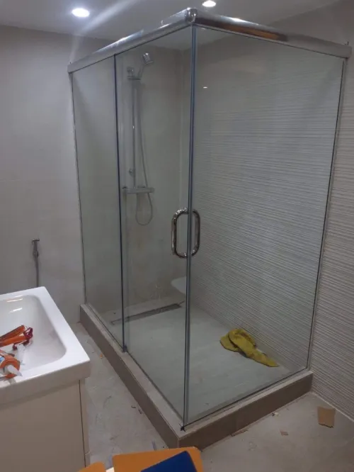 Vitrin et cabine de douche verre trempé
