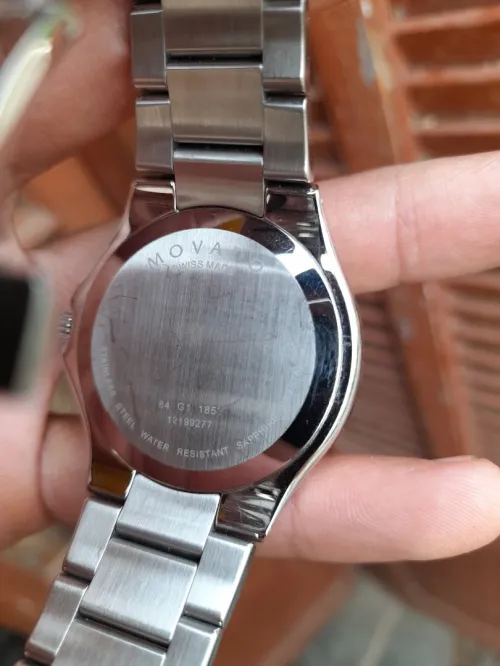 Movado Swise importer canda plus de 10000euro 